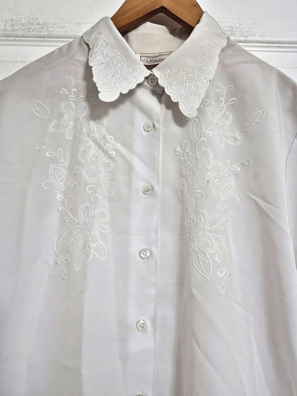 White Embroidered Collared Button Down - Picture 2 of 6